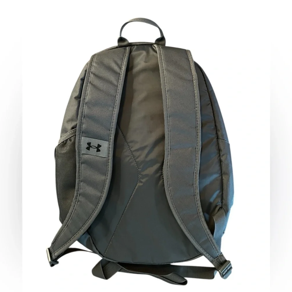 Under Armour Gray & Black Storm Hustle-Lite Backpack with Durable Design NWOT